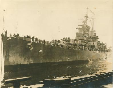 USS Duluth in port-CL-87