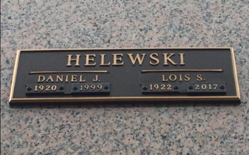 HELEWSKI-Daniel James-WWII-Army-headstone.jpg