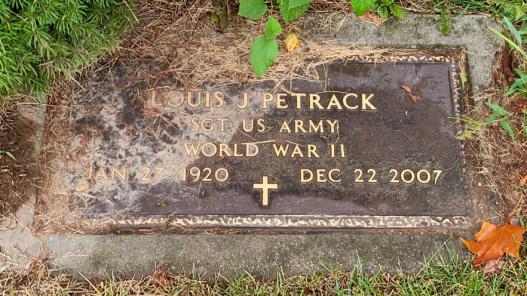 PETRACK-Louis John-WWII-Army-headstone.jpg